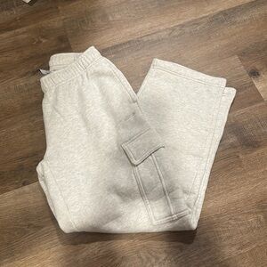 Aritzia cozy fleece mage cargo sweats